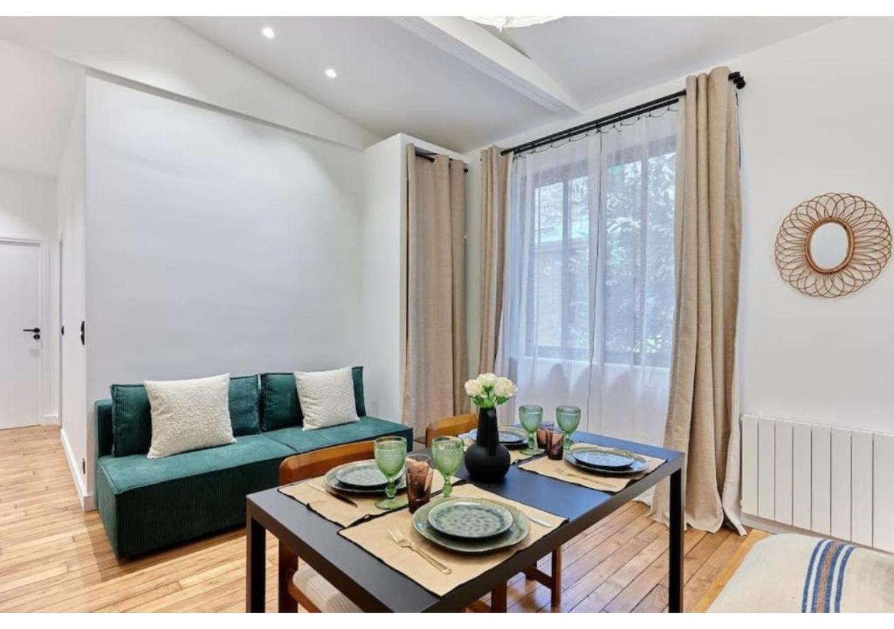 In The Center Of By Prestige Appartement